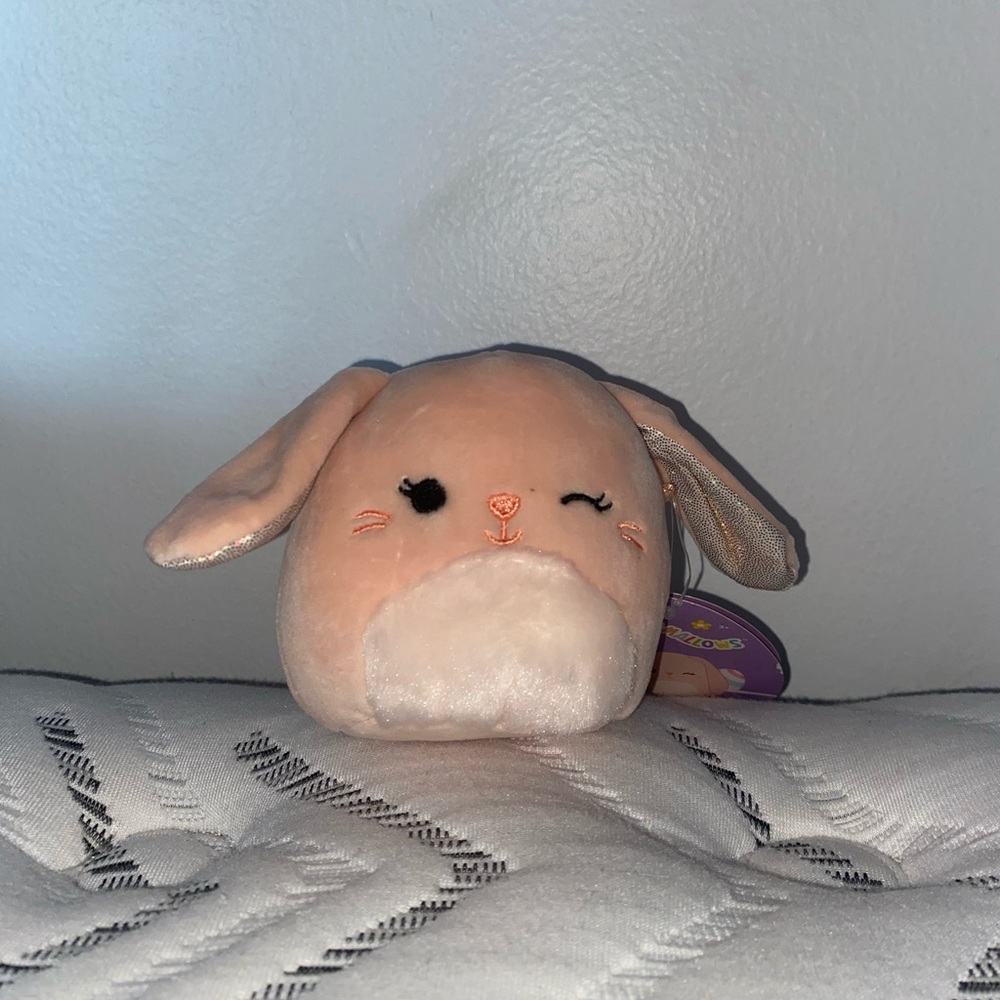Satine Squishmallow